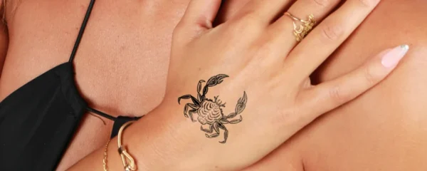 tatouages pour le signe du cancer
