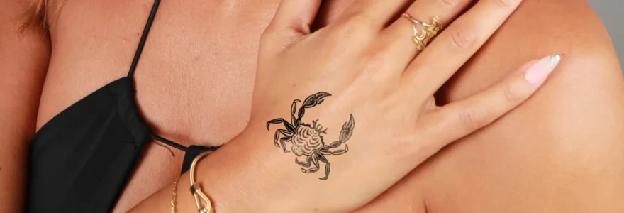 tatouages pour le signe du cancer